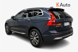 sininen Volvo XC60 2022 kuva 2.