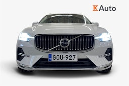 valkoinen Volvo XC60 2022 kuva 5.