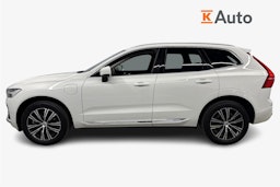 valkoinen Volvo XC60 2022 kuva 6.
