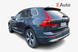 sininen Volvo XC60 2022 kuva 2.