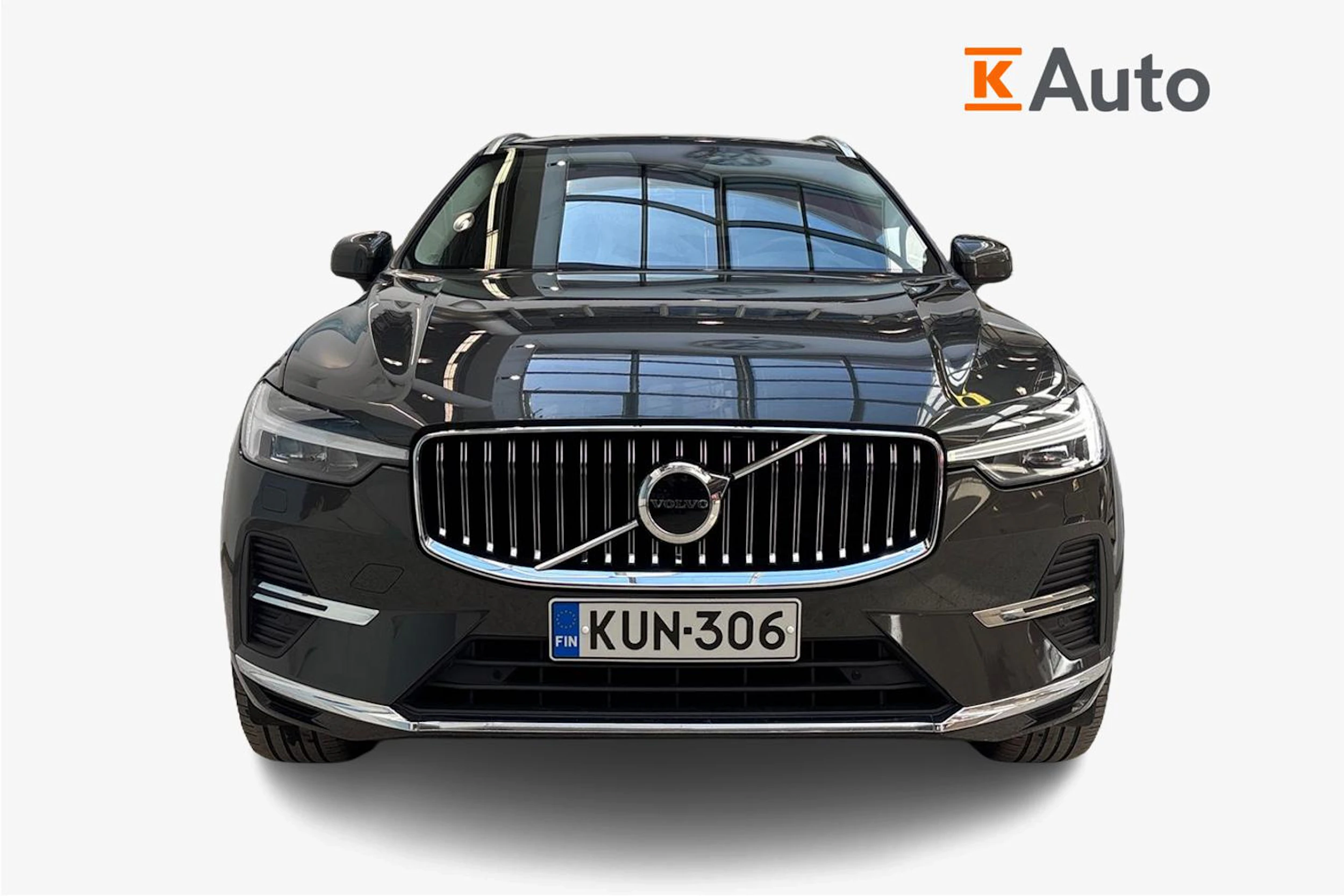 harmaa Volvo XC60 2022 kuva 5.