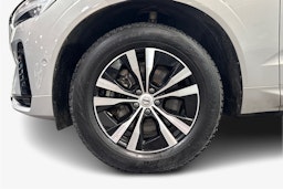 harmaa Volvo XC60 2022 kuva 11.