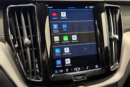 harmaa Volvo XC60 2022 kuva 19.