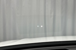 valkoinen Volvo XC60 2022 kuva 26.