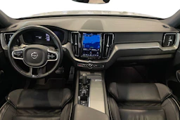 harmaa Volvo XC60 2022 kuva 7.