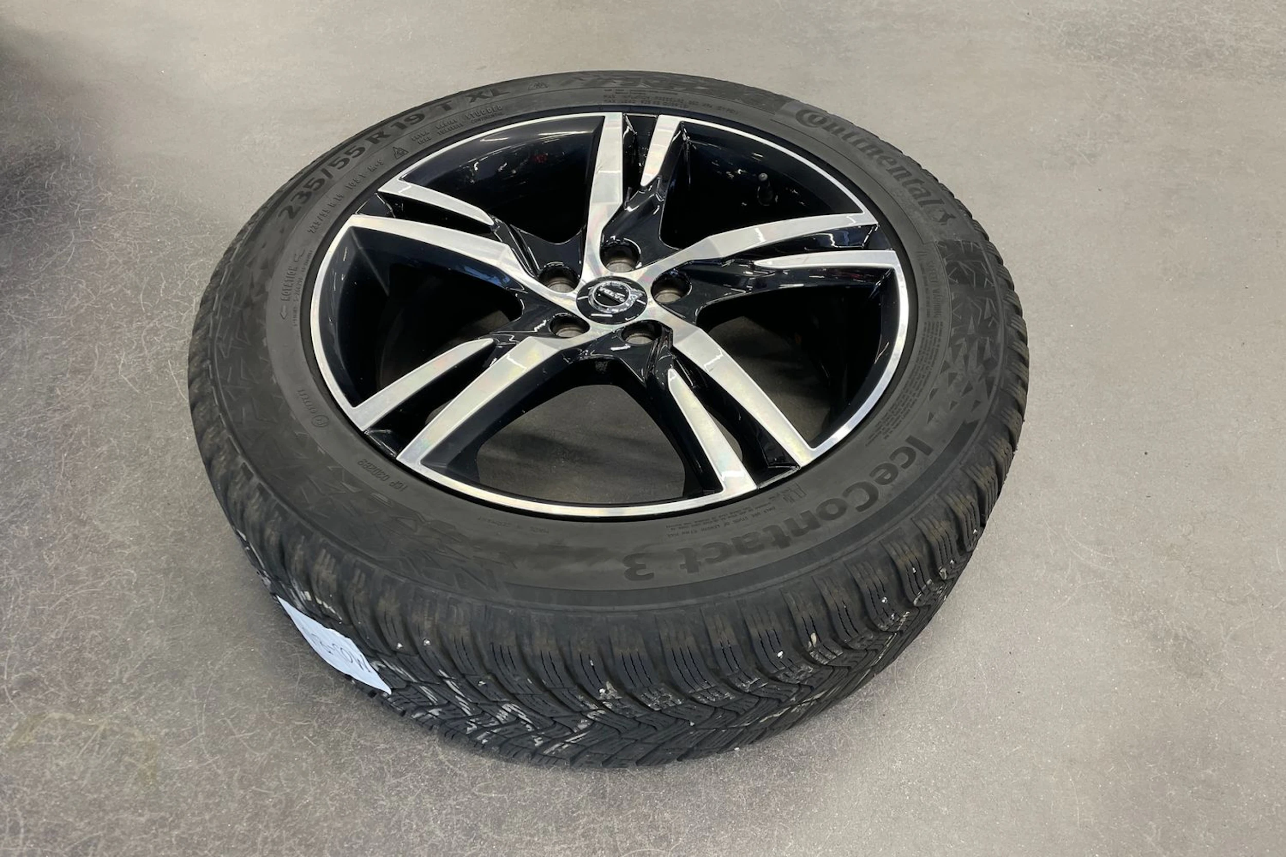 harmaa Volvo XC60 2022 kuva 10.