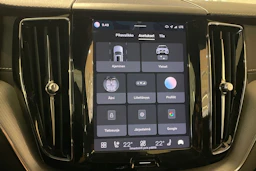 harmaa Volvo XC60 2022 kuva 22.