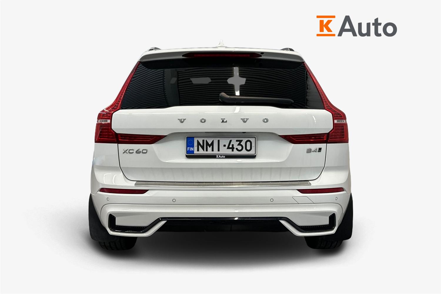 Volvo XC60 2022, kuva 3/22