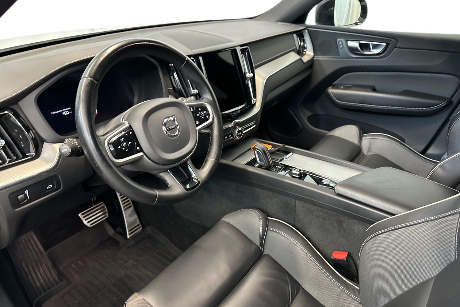 Volvo XC60 2022, kuva 6/22