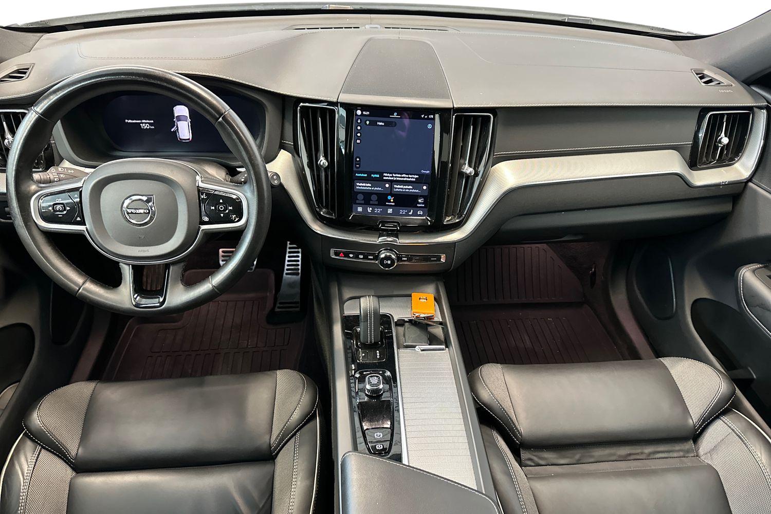 Volvo XC60 2022, kuva 7/22