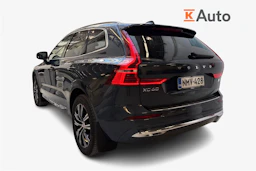 sininen Volvo XC60 2022 kuva 3.