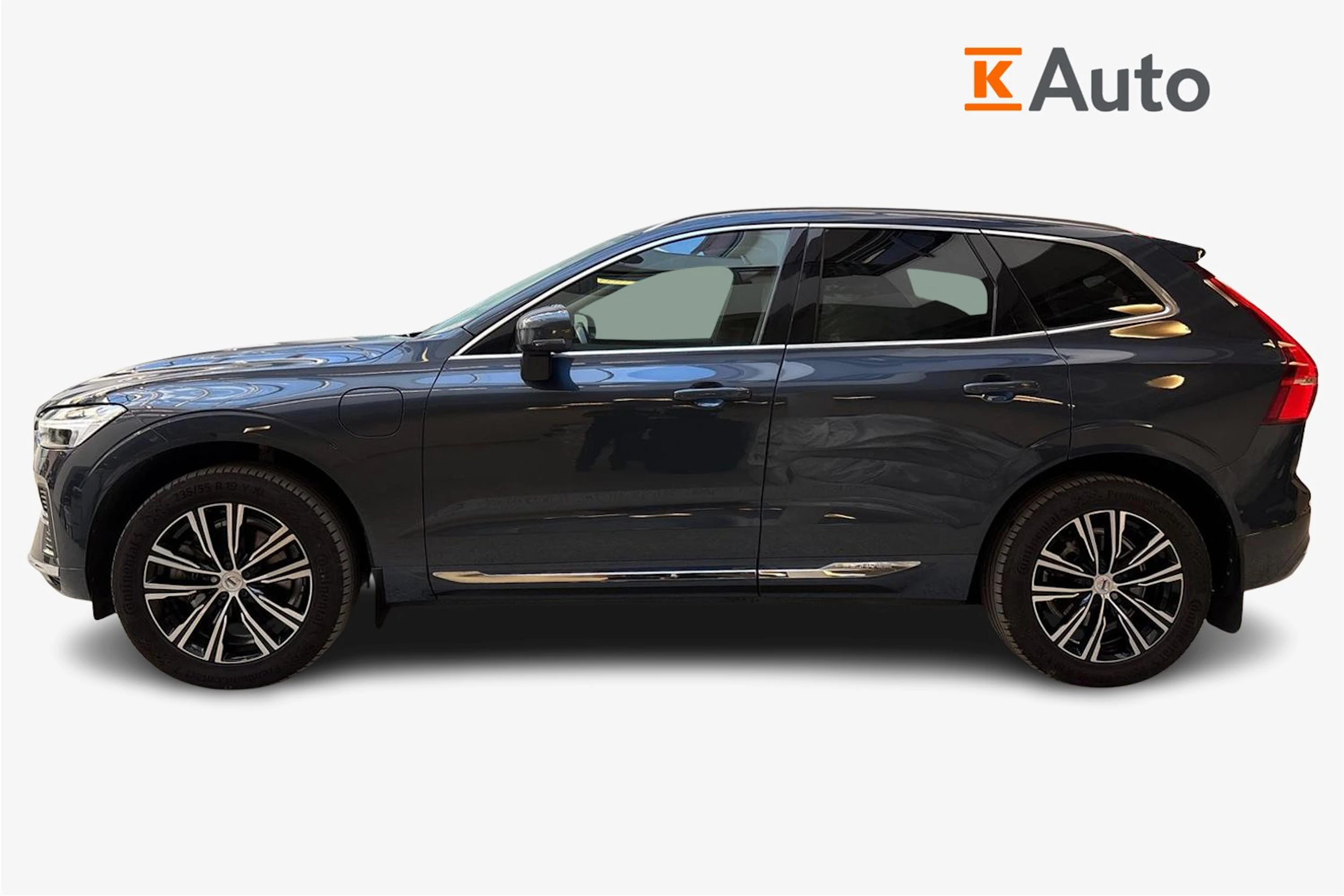 sininen Volvo XC60 2022 kuva 7.