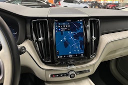 harmaa Volvo XC60 2022 kuva 23.