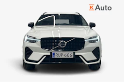 valkoinen Volvo XC60 2022 kuva 4.