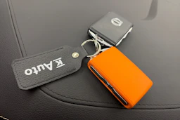 valkoinen Volvo XC60 2022 kuva 28.