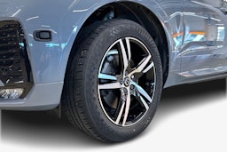 harmaa Volvo XC60 2022 kuva 11.