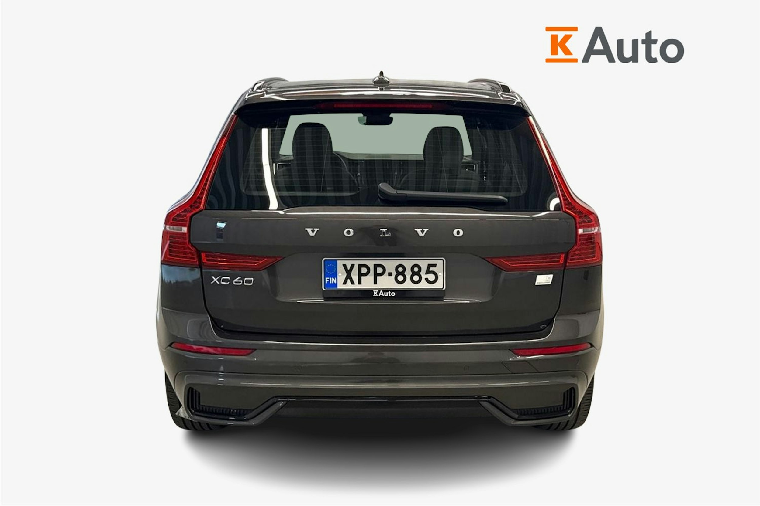 harmaa Volvo XC60 2022 kuva 23.
