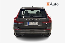 harmaa Volvo XC60 2022 kuva 23.