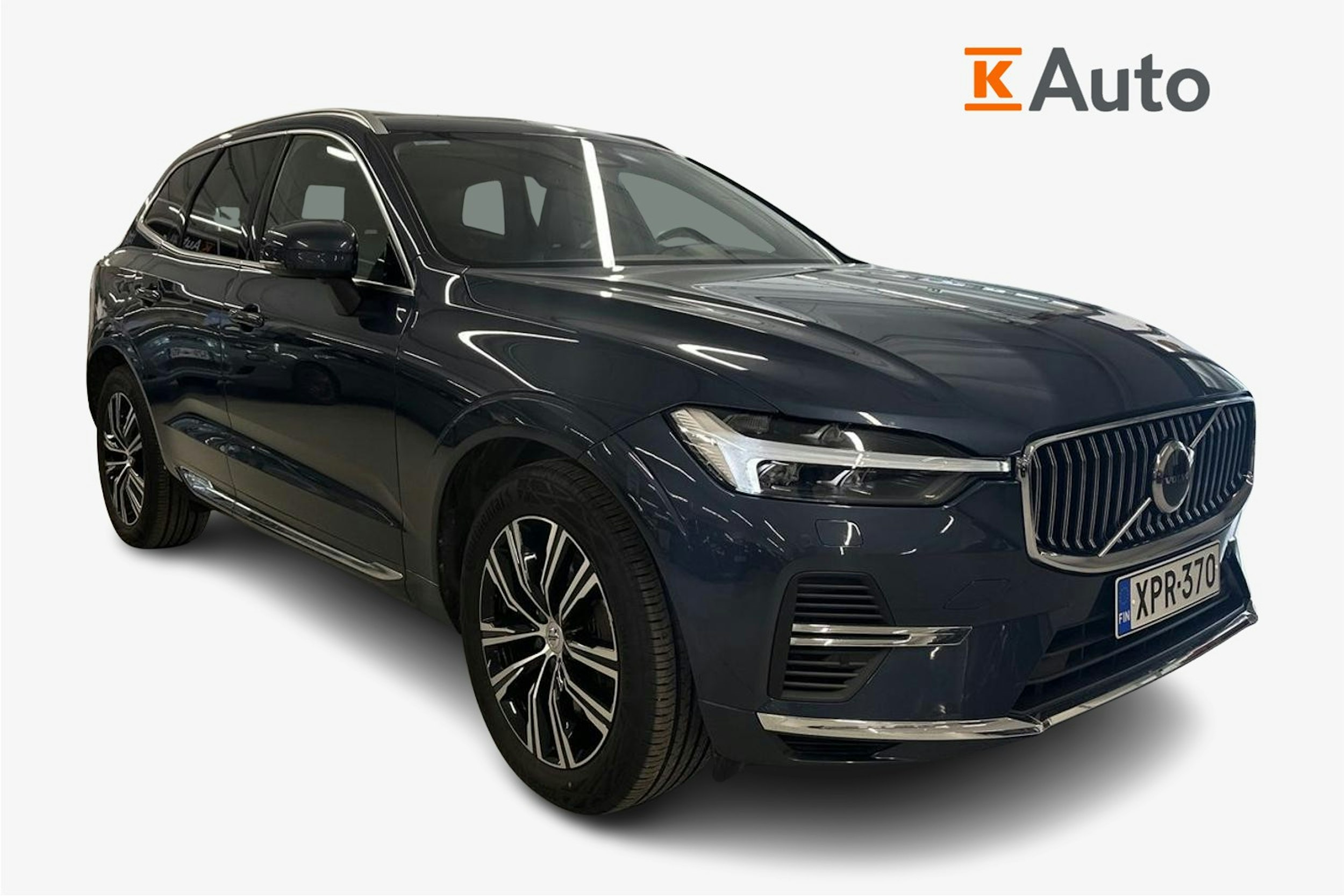 sininen Volvo XC60 2022 kuva 1.
