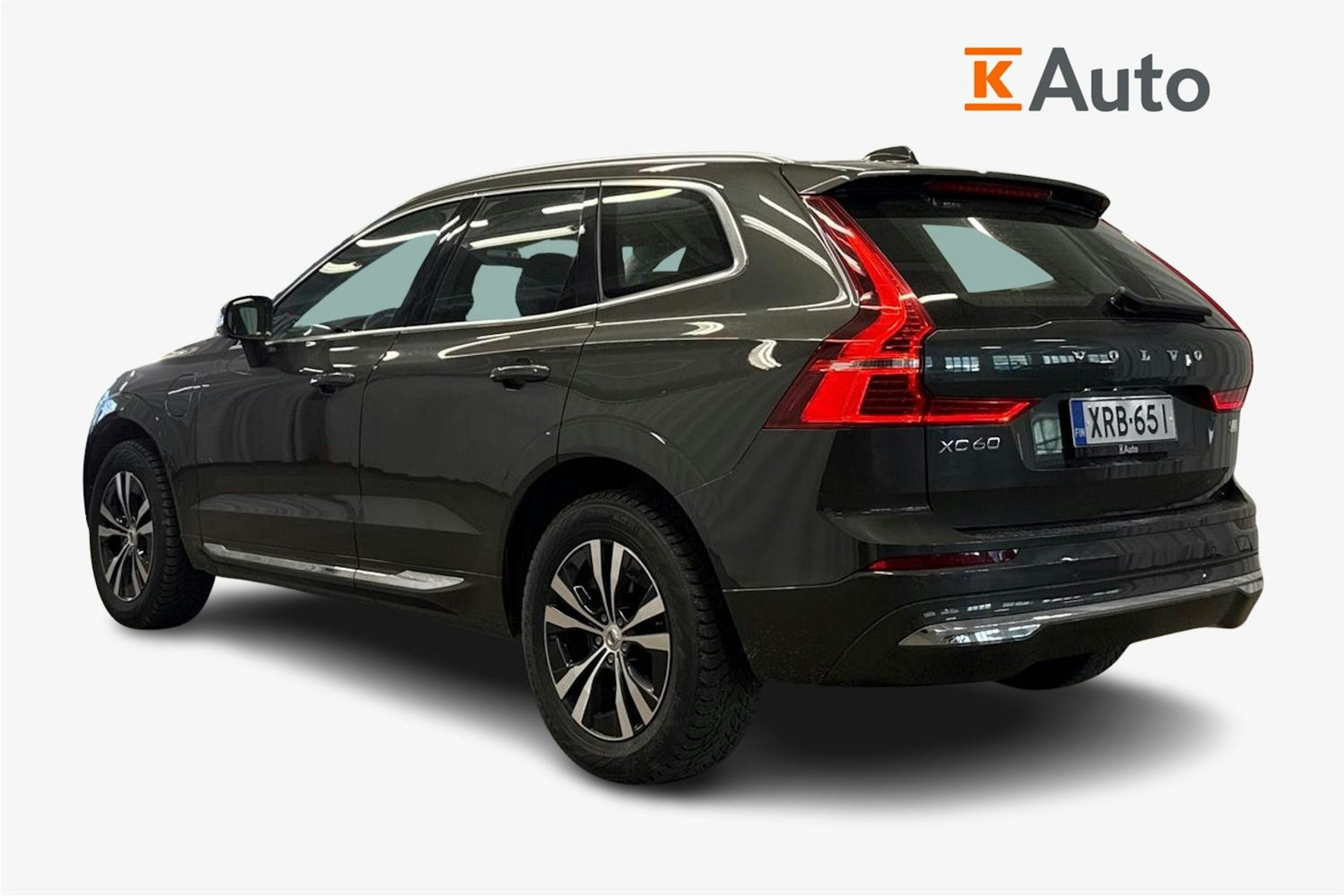 harmaa Volvo XC60 2022 kuva 2.