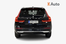 musta Volvo XC60 2022 kuva 3.