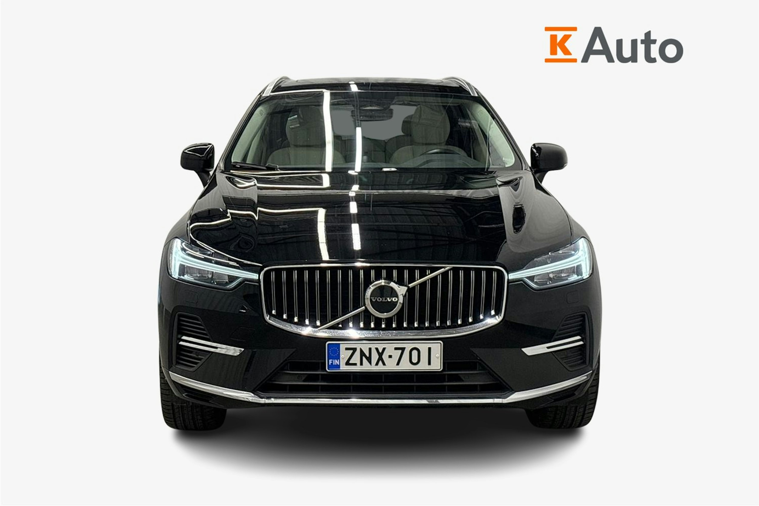 musta Volvo XC60 2022 kuva 5.
