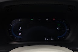 musta Volvo XC60 2022 kuva 20.