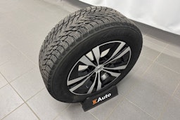 musta Volvo XC60 2022 kuva 36.