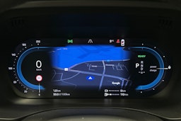 valkoinen Volvo XC60 2023 kuva 26.