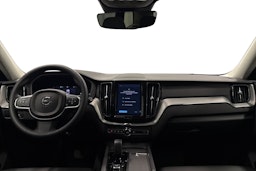 harmaa Volvo XC60 2023 kuva 8.