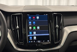harmaa Volvo XC60 2023 kuva 13.