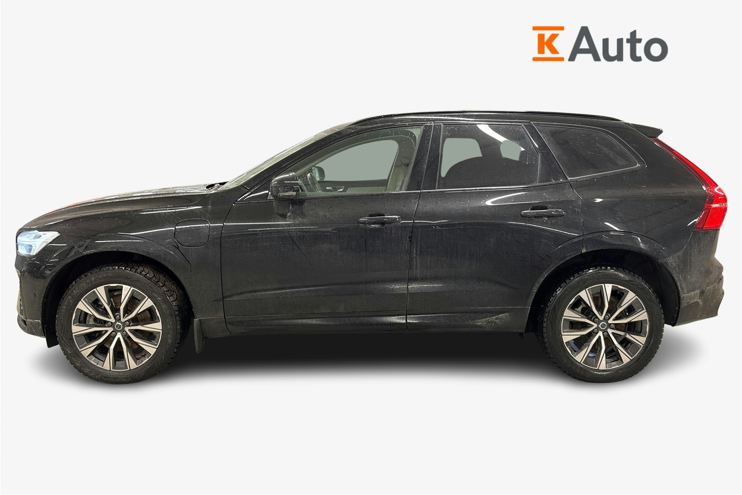 Musta Volvo XC60 2023 kuva 2.