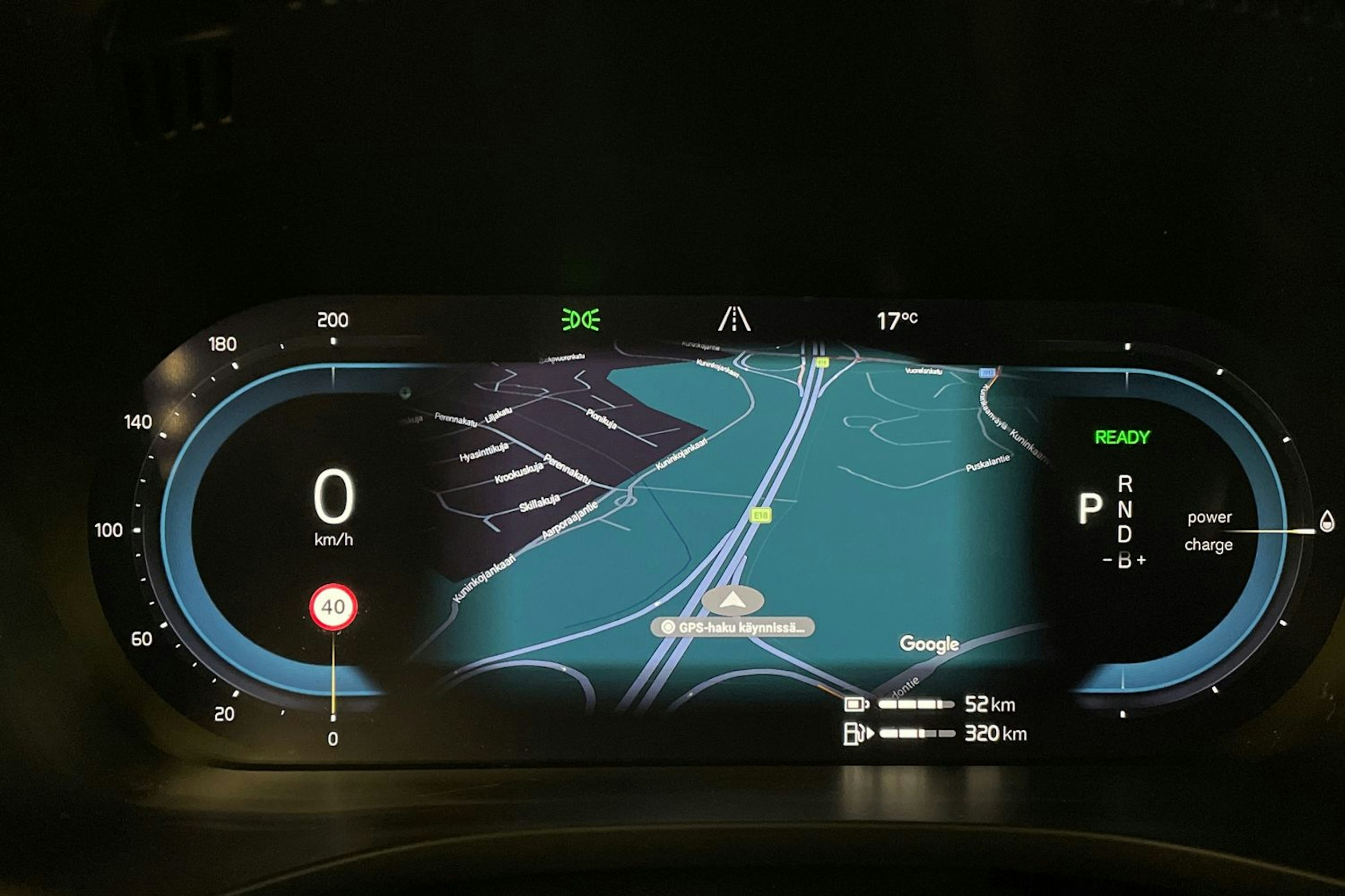 harmaa Volvo XC60 2023 kuva 21.