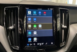 harmaa Volvo XC60 2023 kuva 26.