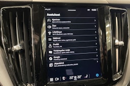 harmaa Volvo XC60 2023 kuva 27.