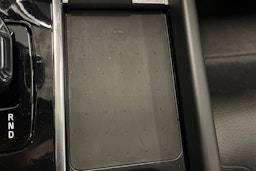 harmaa Volvo XC60 2023 kuva 36.