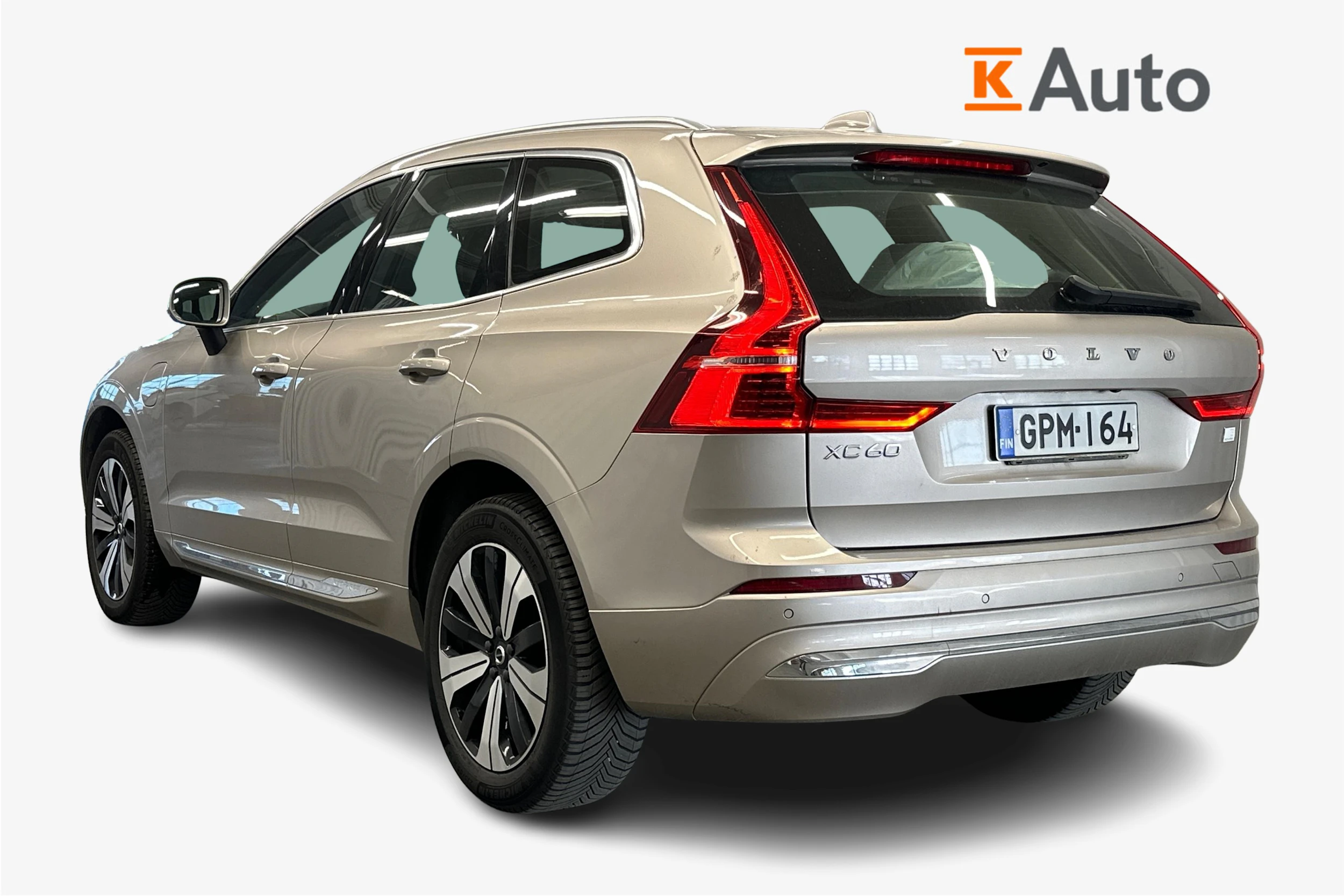 ruskea (beige) Volvo XC60 2023 kuva 2.