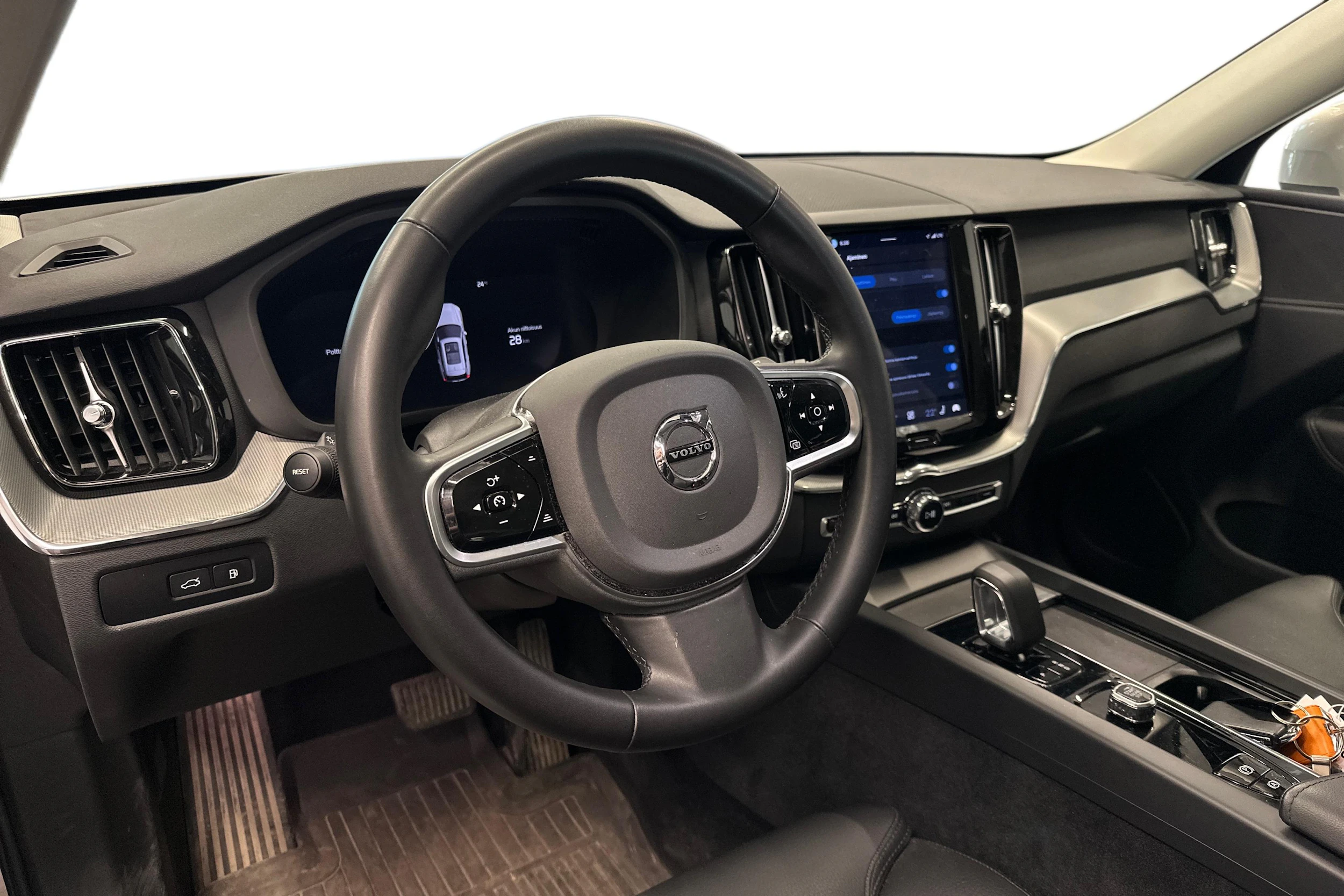 ruskea (beige) Volvo XC60 2023 kuva 3.