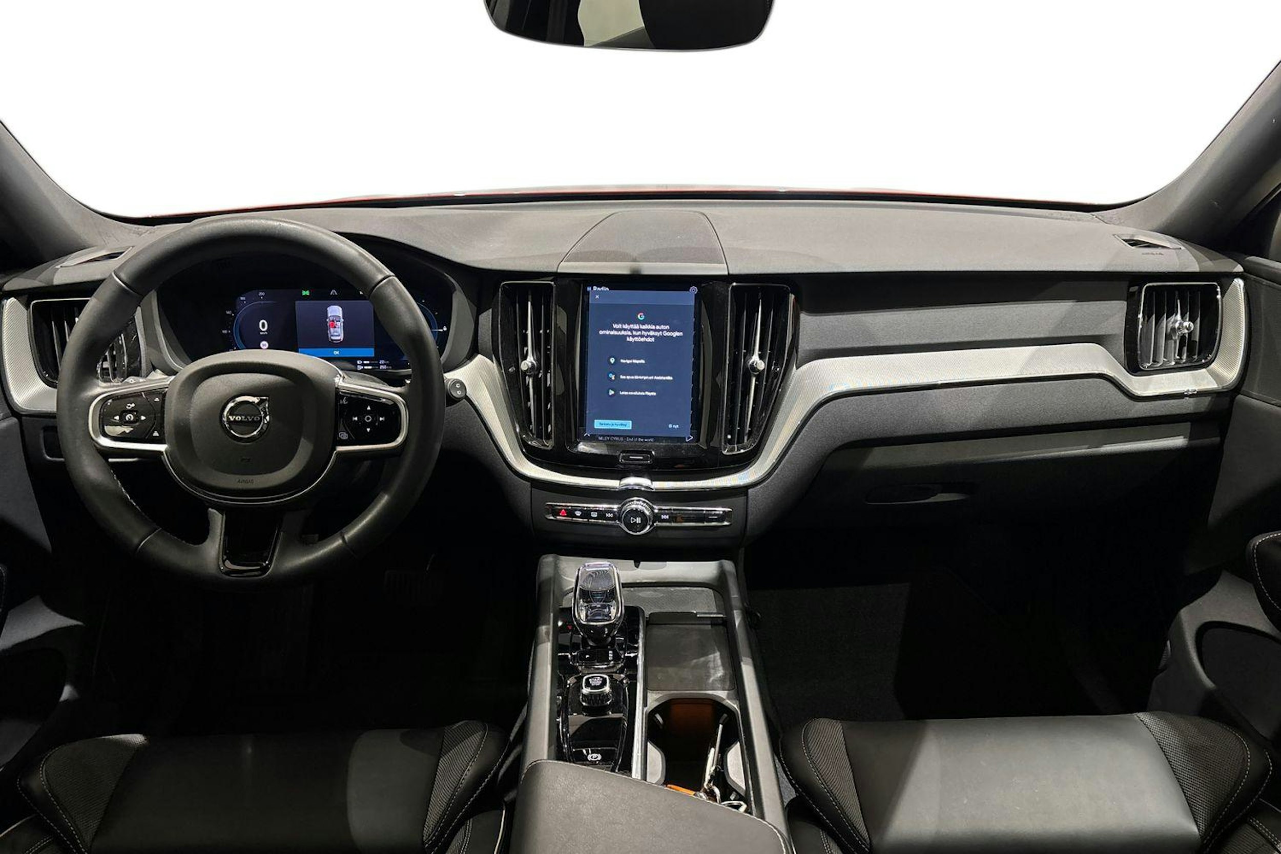 punainen Volvo XC60 2024 kuva 9.