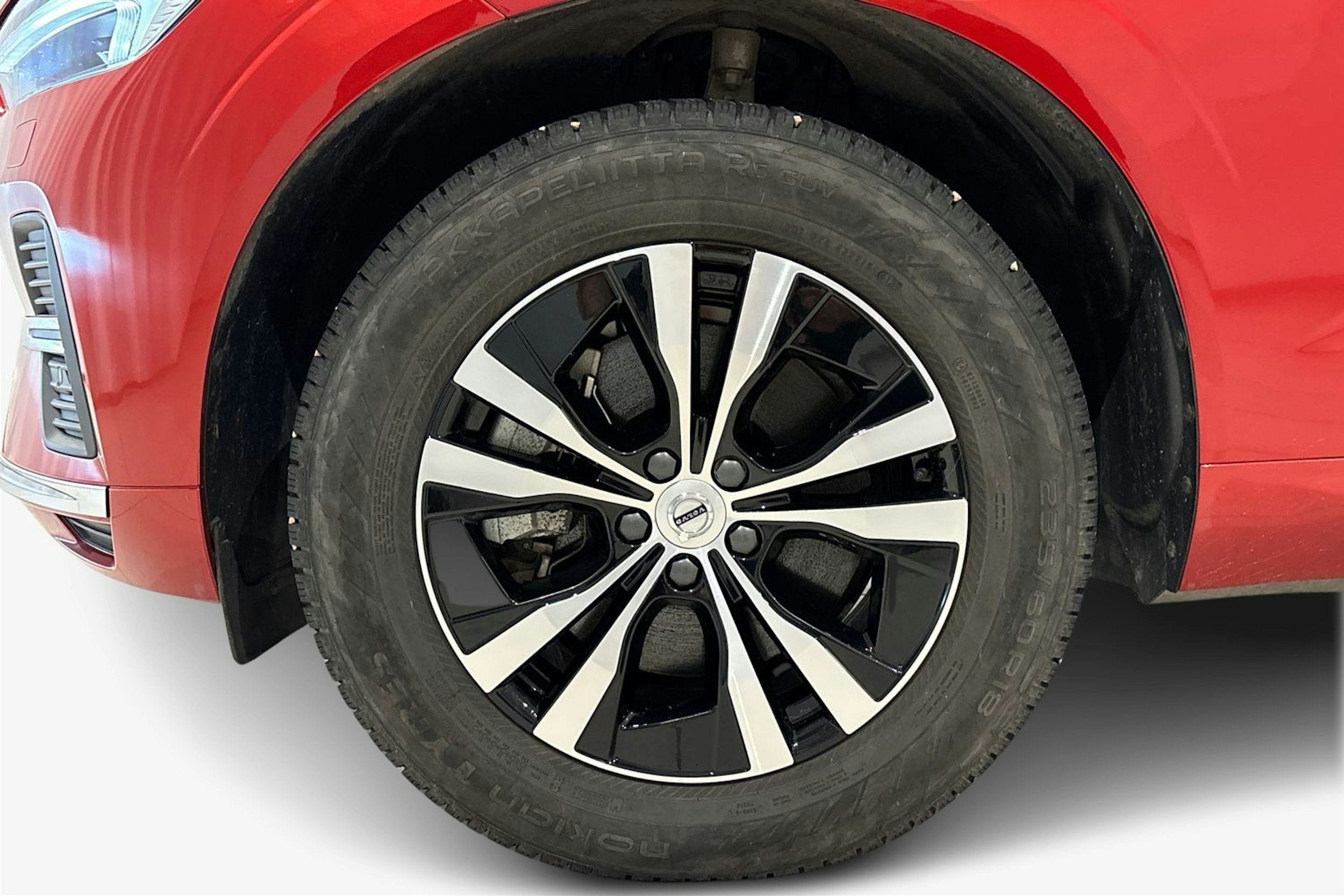 punainen Volvo XC60 2024 kuva 11.