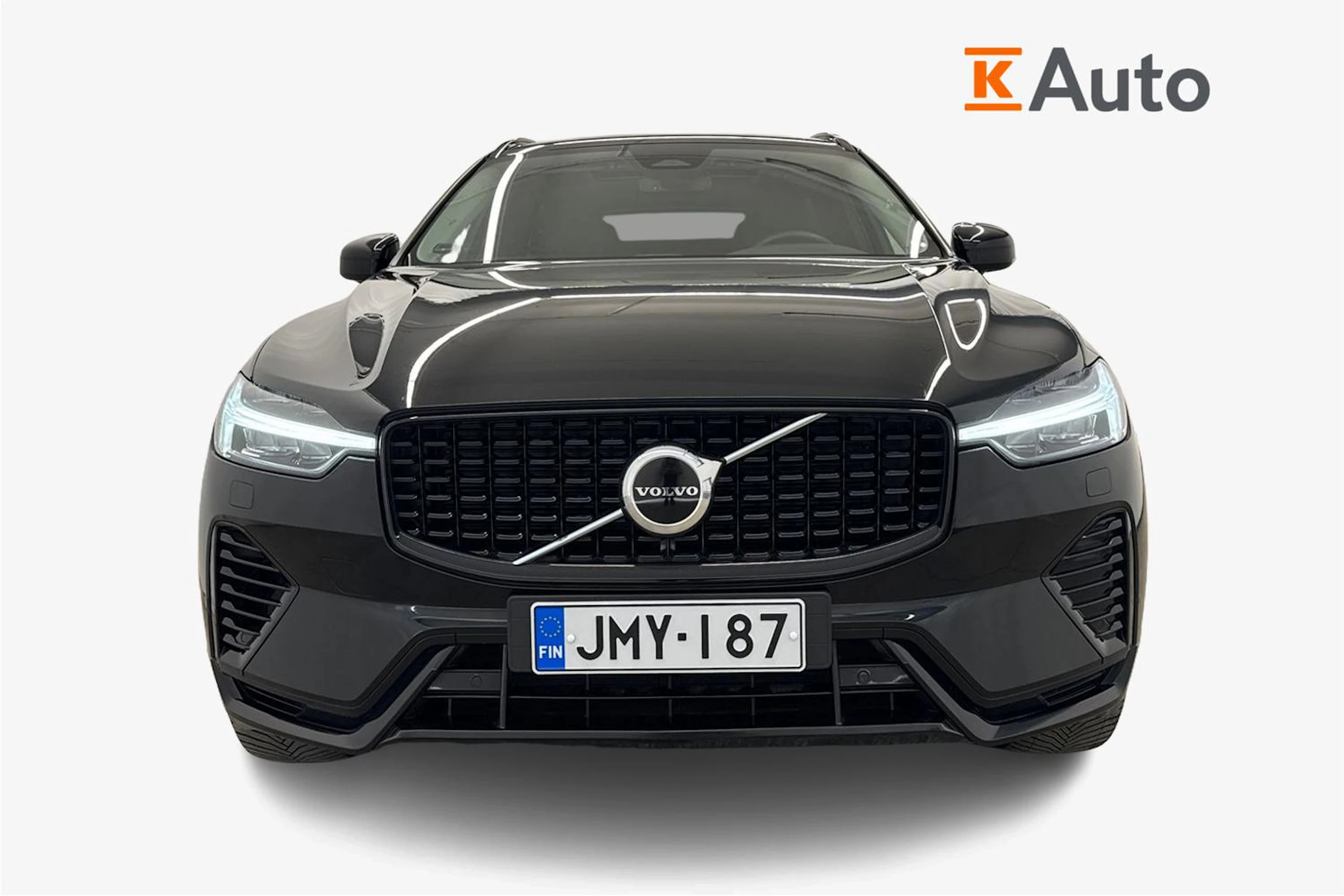 musta Volvo XC60 2023 kuva 4.