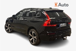 musta Volvo XC60 2023 kuva 2.