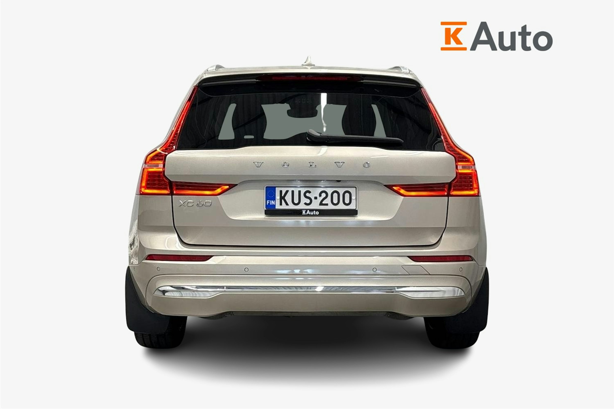 ruskea (beige) Volvo XC60 2023 kuva 3.
