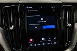 musta Volvo XC60 2023 kuva 23.