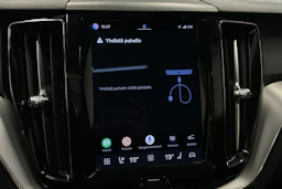 musta Volvo XC60 2023 kuva 26.