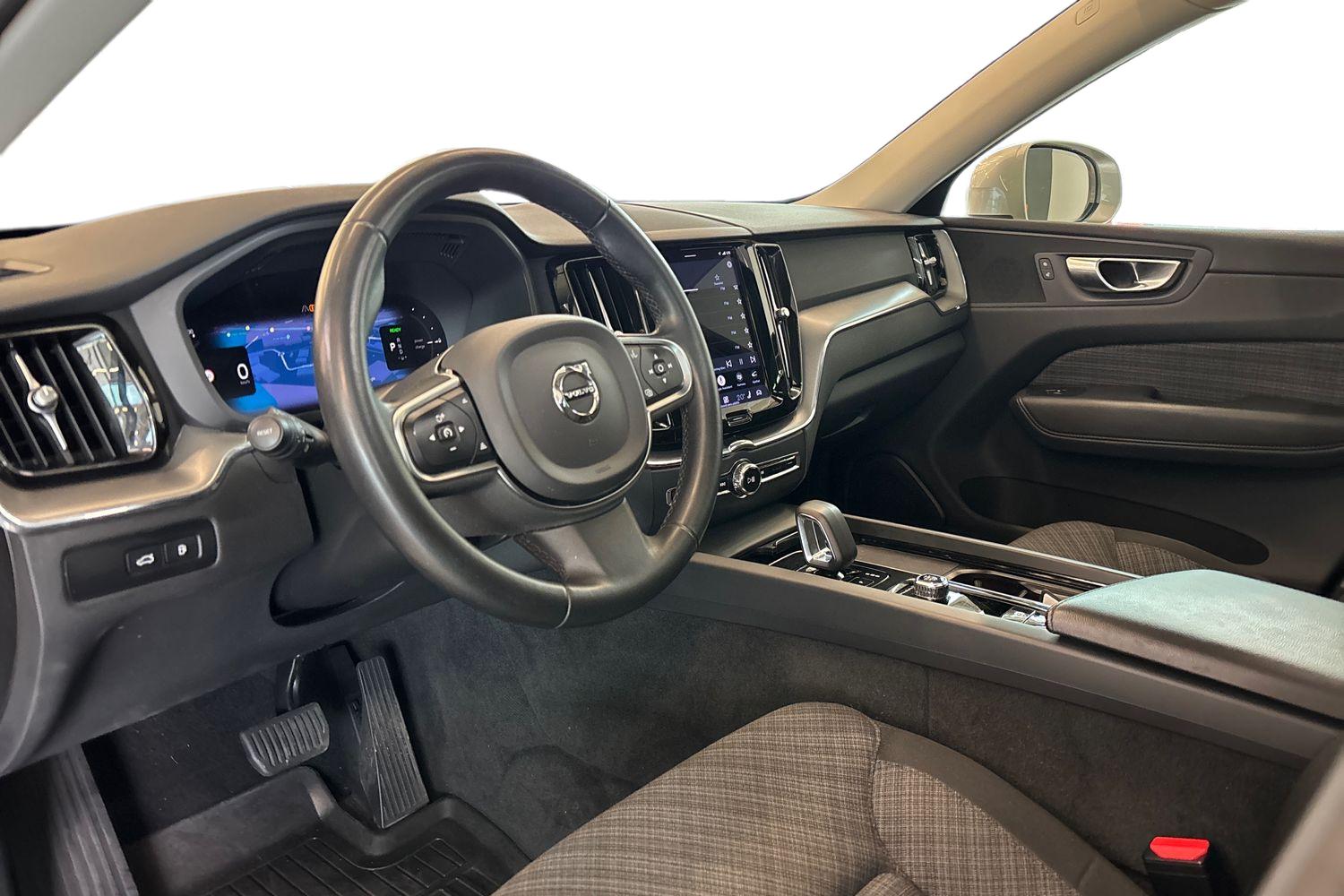 Volvo XC60 T6 AWD Long Range Core aut 2023, photo 6/24