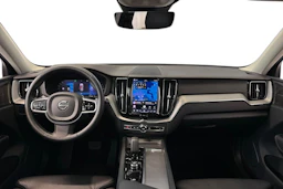 Harmaa Volvo XC60 2024 kuva 9.