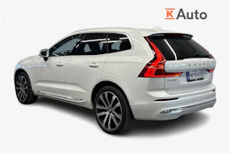 valkoinen Volvo XC60 2024 kuva 2.