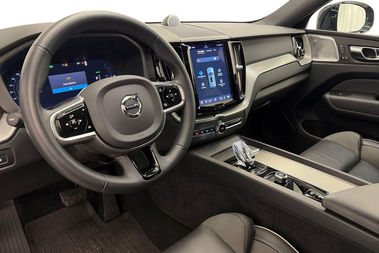 Volvo XC60 2023, kuva 6/35