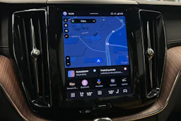 musta Volvo XC60 2023 kuva 26.